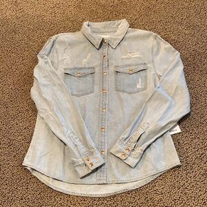 NWT Forever 21 Denim Long Sleeved Button Down Distressed Shirt Size Small